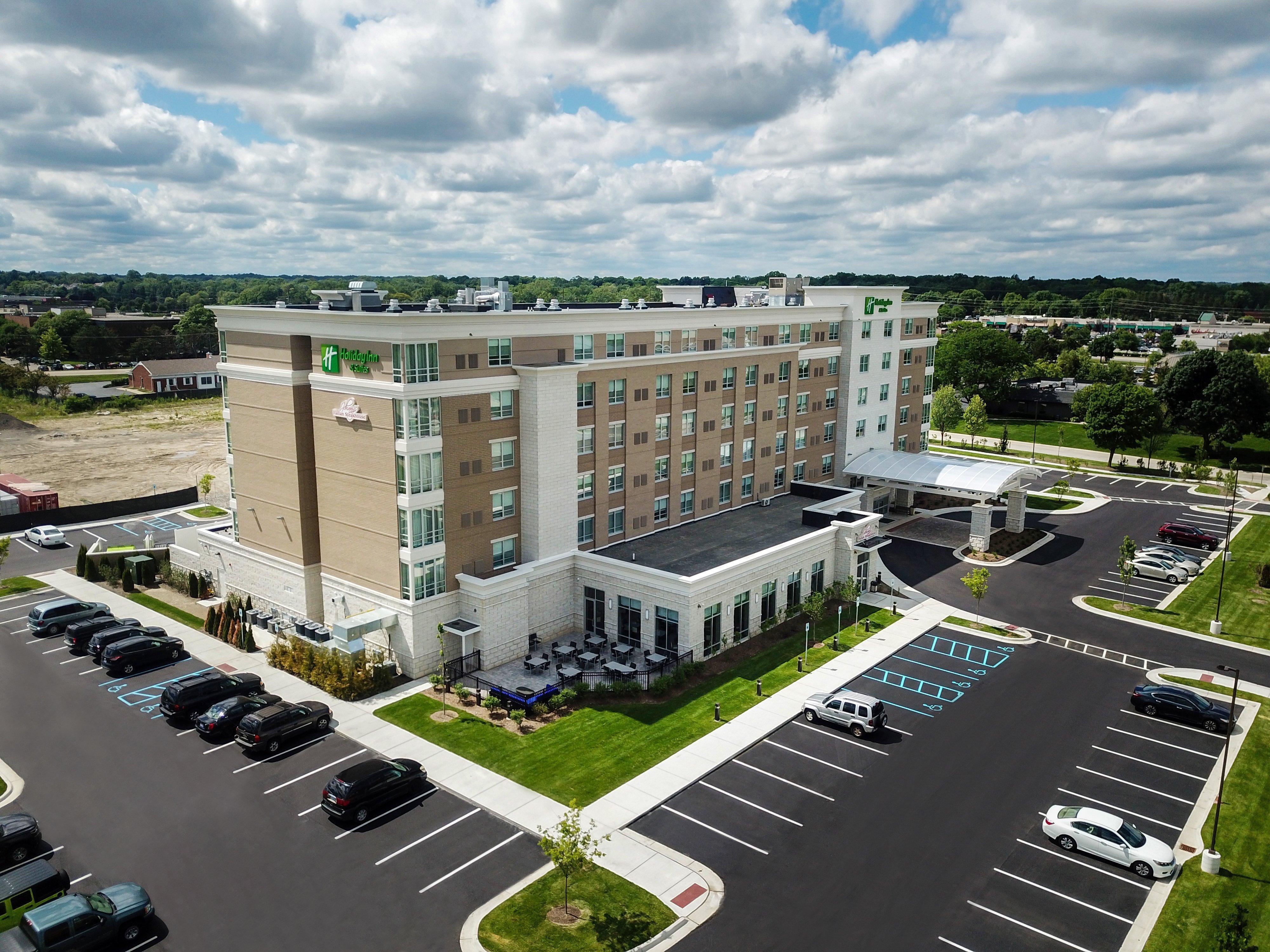 Holiday Inn & Suites - Farmington Hills - Detroit Nw By Ihg Exterior photo