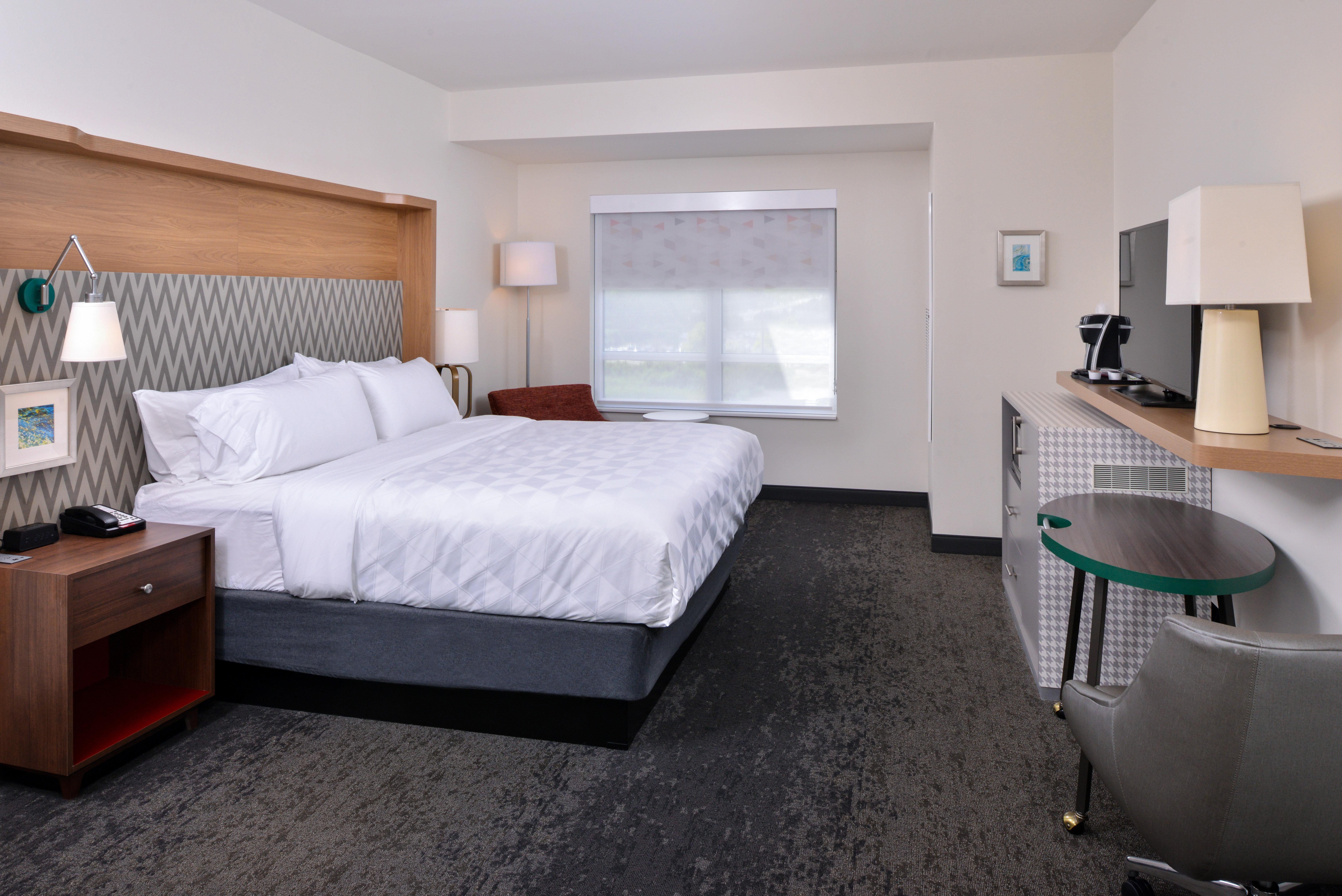 Holiday Inn & Suites - Farmington Hills - Detroit Nw By Ihg Exterior photo