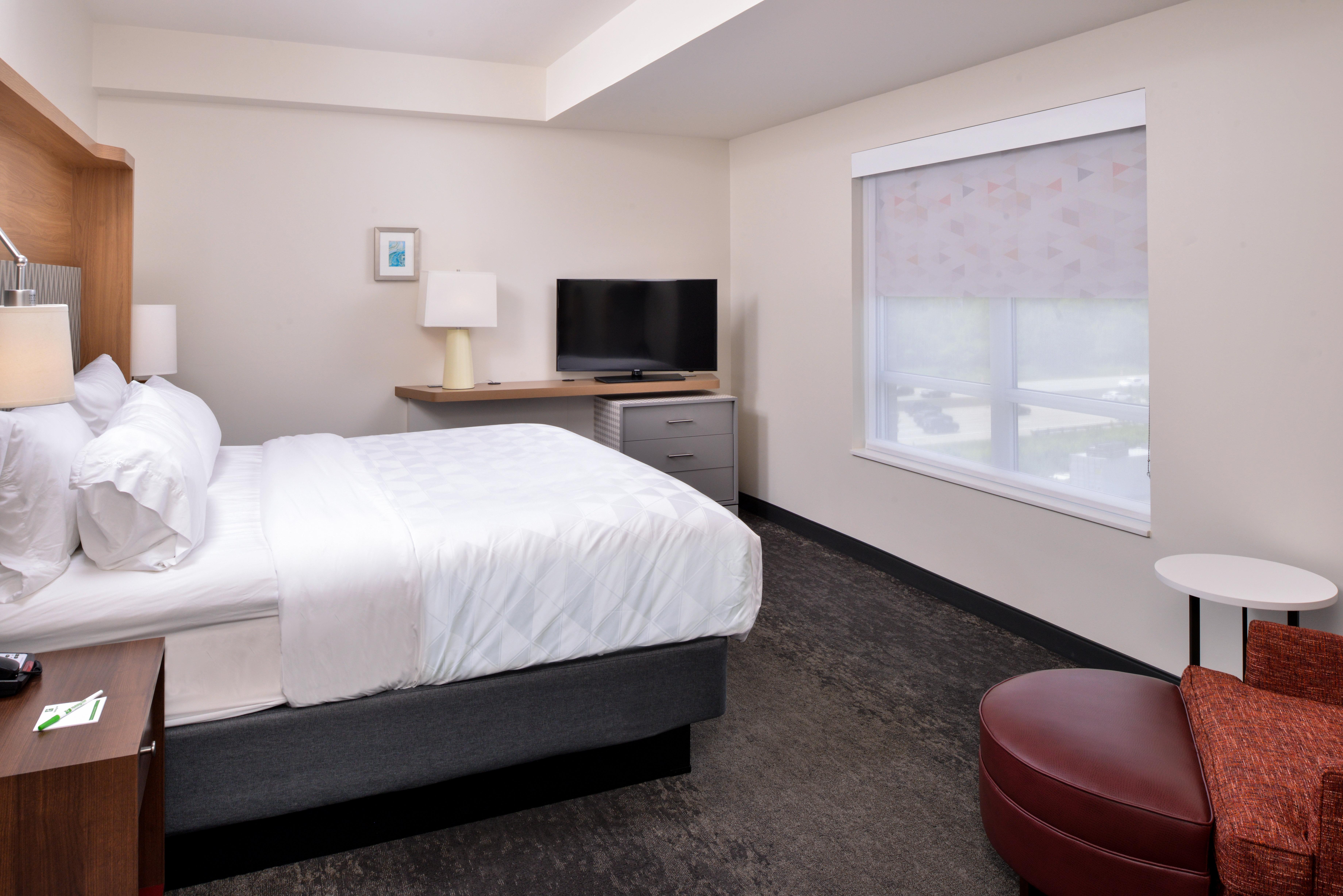 Holiday Inn & Suites - Farmington Hills - Detroit Nw By Ihg Exterior photo